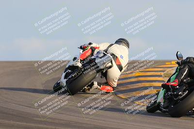 media/Nov-16-2023-Racers Edge (Thu) [[bcabf825d4]]/2-A Group/9Session 7 (Turn 12 Backside)/